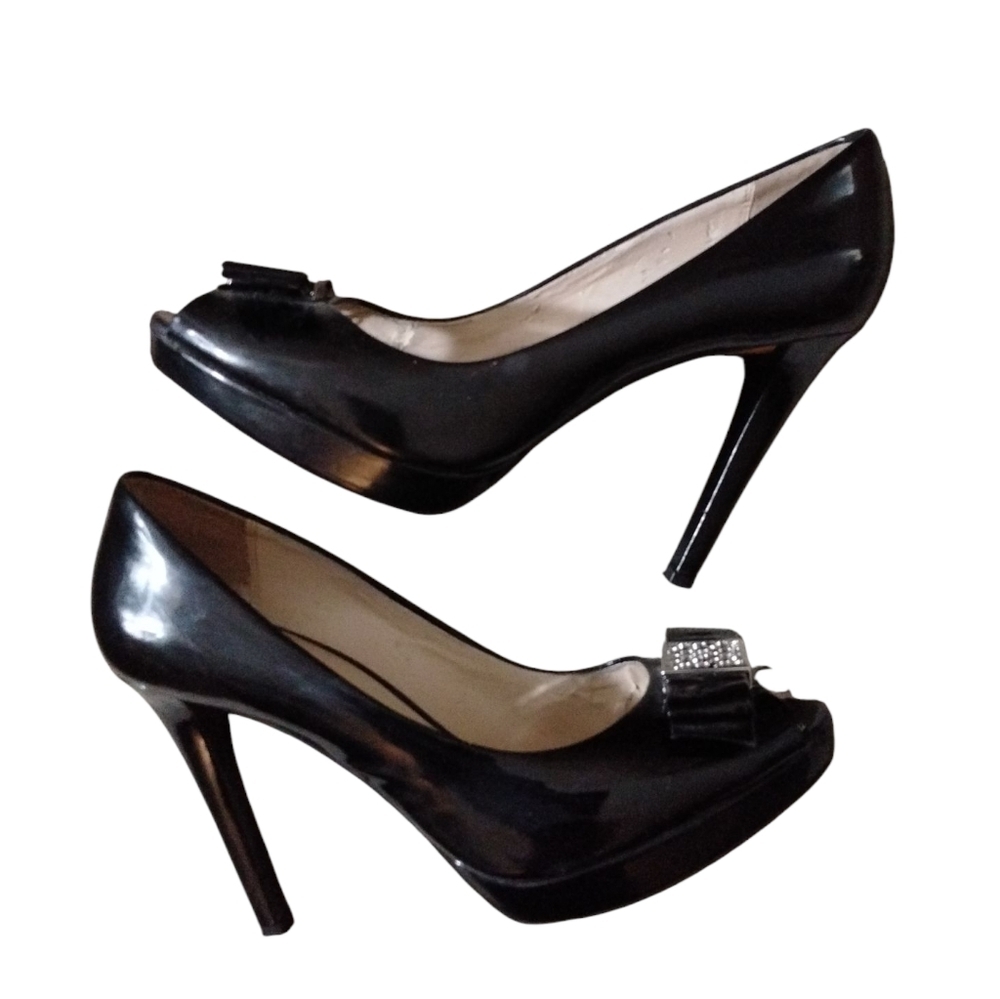Coach Scarlet Black Patent Leather Peep Toe Bow Heel Pumps Women’s Size 9 B - Picture 14 of 14